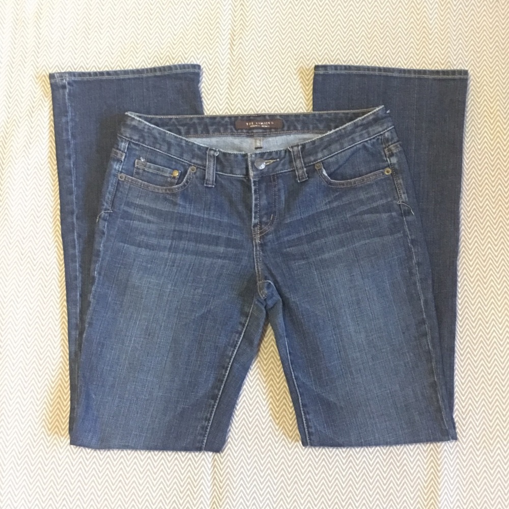 The Limited Womens Jean - Strait Leg - Size 8 Long